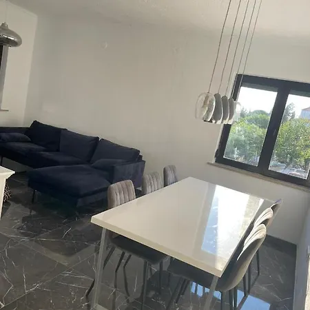 Apartment Roberta Medulin